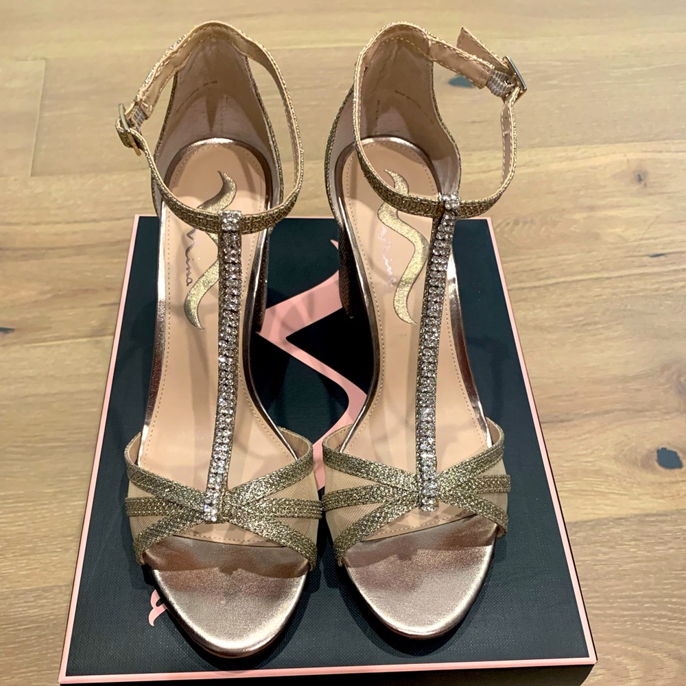 Nina Haviva textured metallic strappy heels